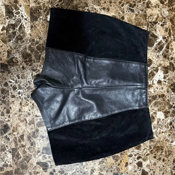 Forte Black Leather Jacket - Picture 2 of 3